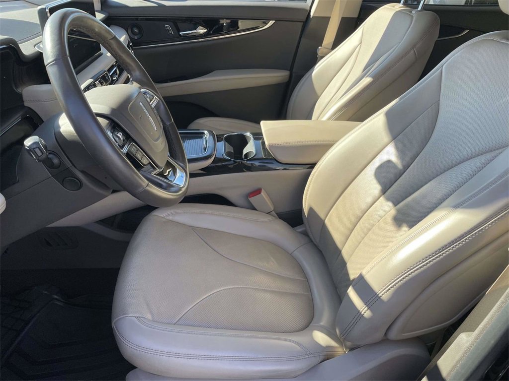 Certified 2023 Lincoln Nautilus Reserve w/ Equipment Group 201A image 13