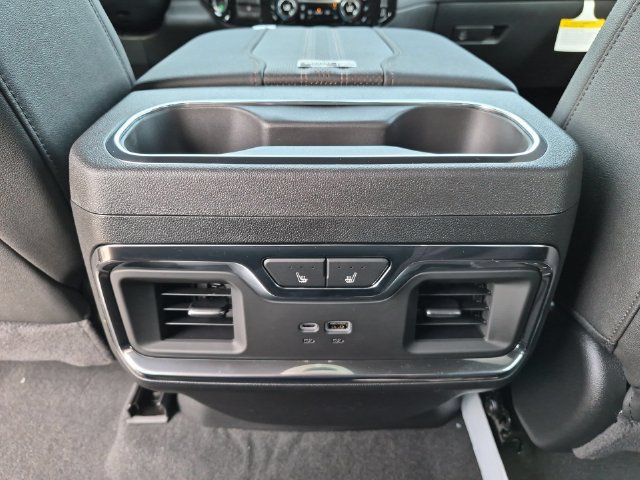New 2026 Chevrolet Silverado 1500 High Country AWD/4WD image 24