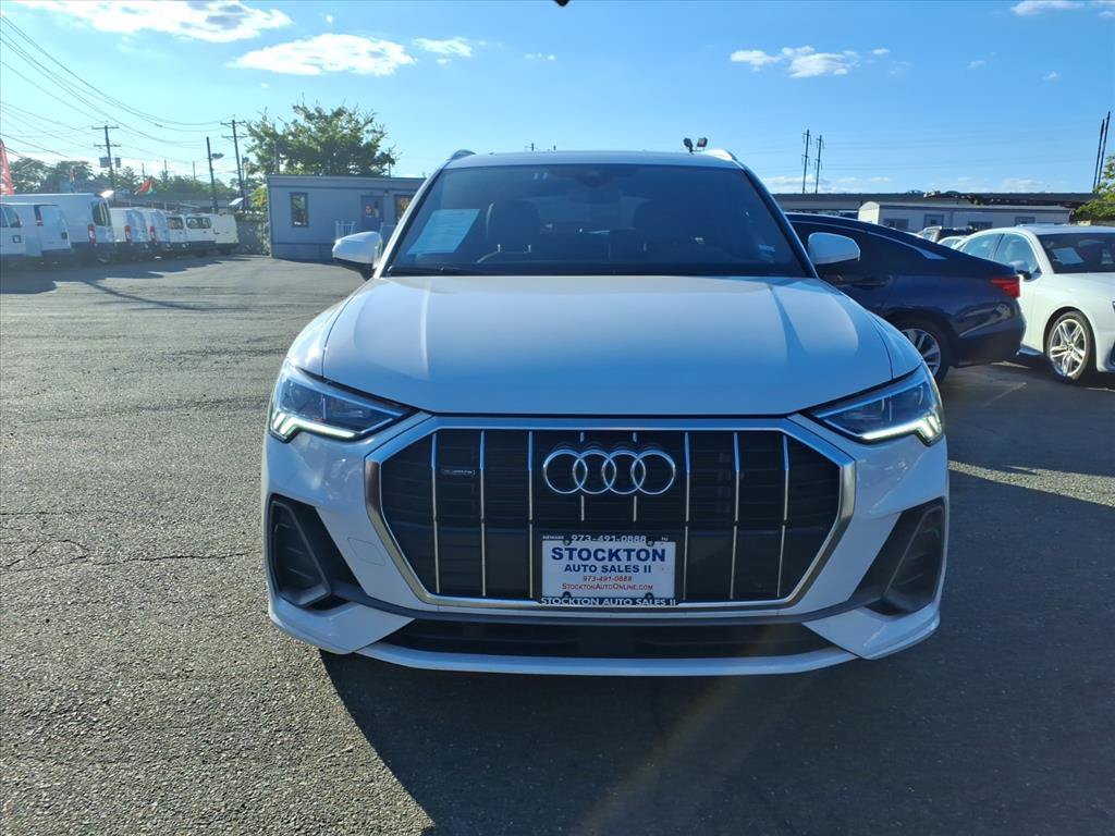 Used 2023 Audi Q3 2.0T Premium AWD/4WD image 2