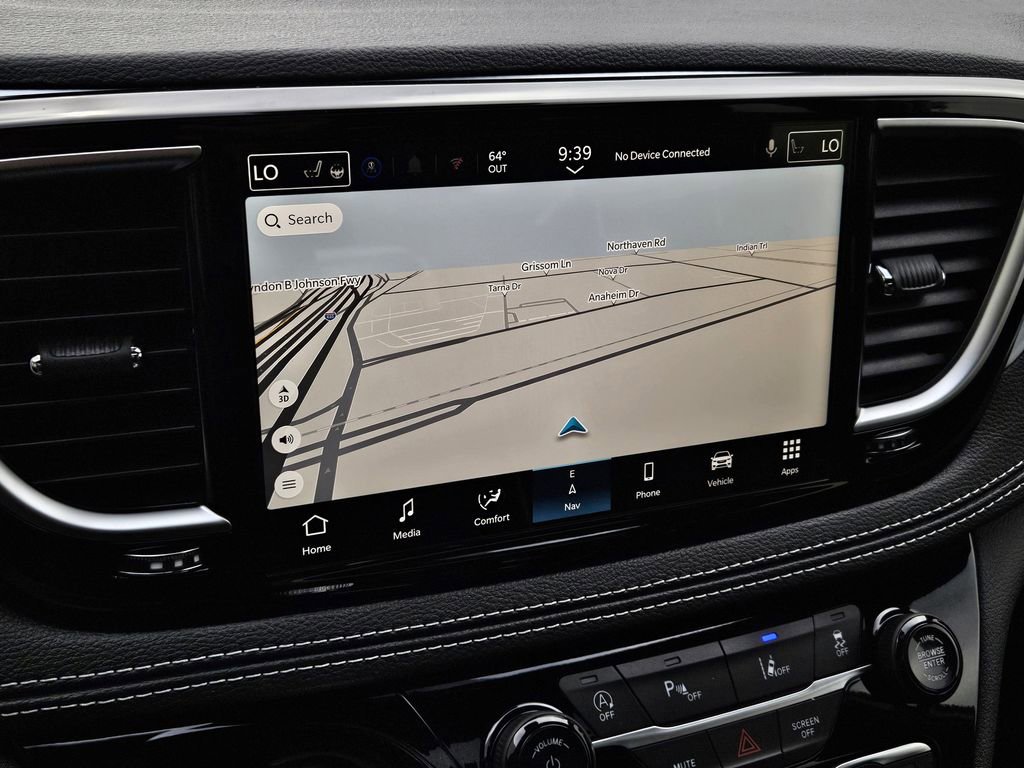 New 2026 Chrysler Pacifica Limited FWD image 20