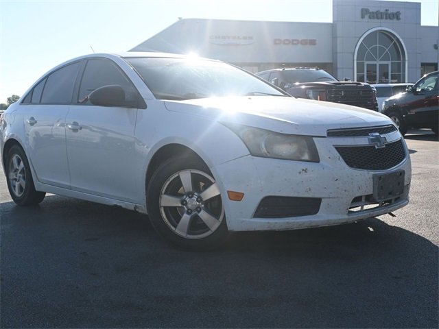 Used 2013 Chevrolet Cruze LS