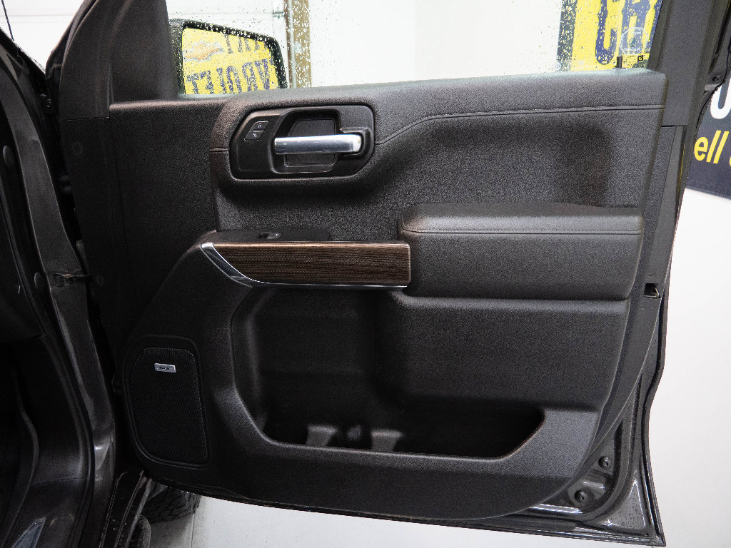 Used 2022 Chevrolet Silverado 1500 LT Trail Boss w/ LT Trail Boss Premium Package AWD/4WD image 15