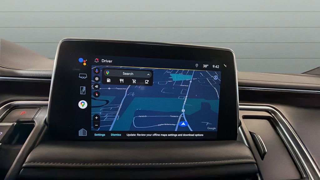 Used 2022 Chevrolet Tahoe Z71 w/ Luxury Package image 19