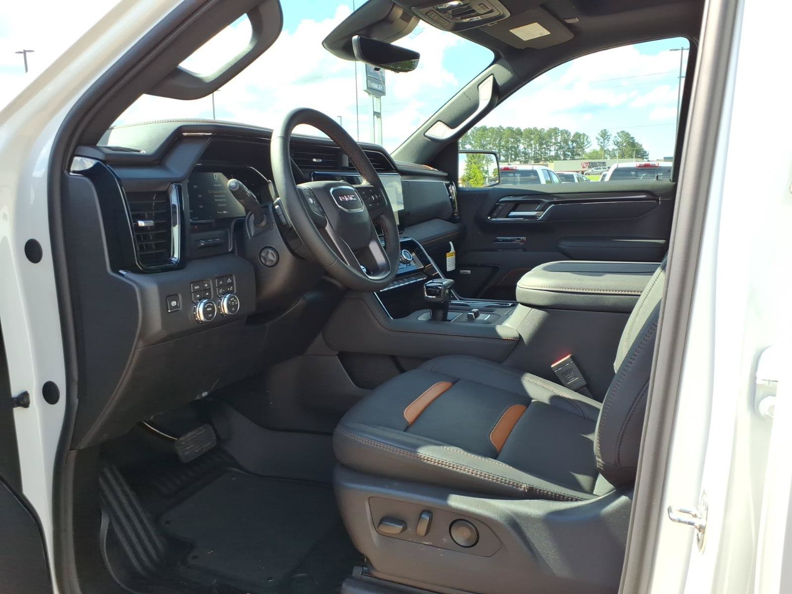New 2026 GMC Sierra 1500 AT4 w/ AT4 Premium Package AWD/4WD image 20