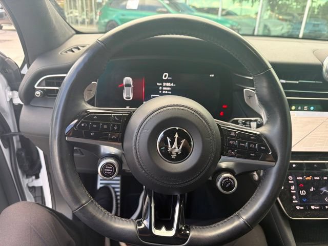 Used 2023 Maserati Grecale Modena AWD/4WD image 7