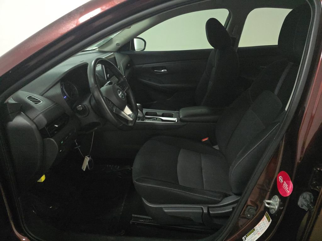 Used 2021 Nissan Sentra SV FWD image 5