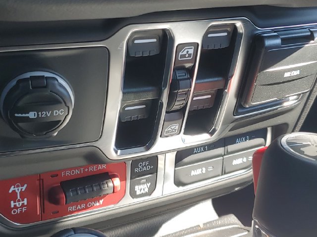 New 2026 Jeep Wrangler Unlimited Rubicon AWD/4WD image 28