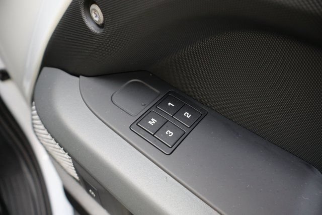 Used 2023 Land Rover Defender 130 X-Dynamic SE AWD/4WD image 59