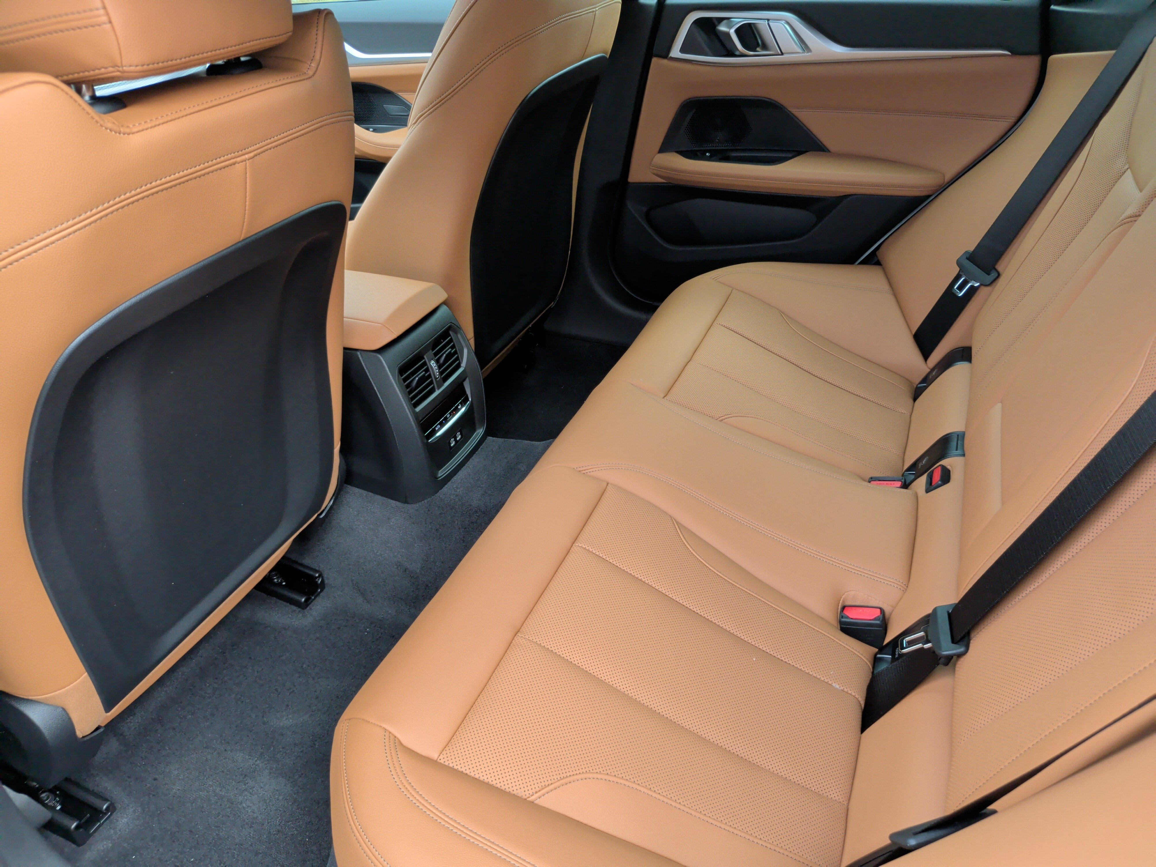 Certified 2026 BMW 430i w/ M Sport Package RWD image 37