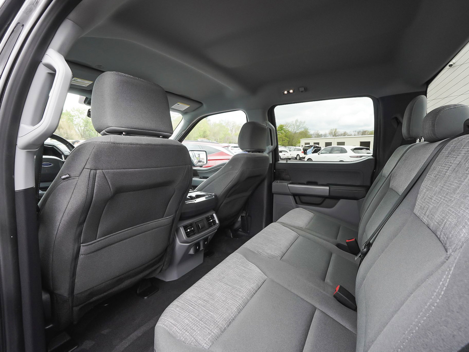 Used 2023 Ford F150 Lightning XLT AWD/4WD image 33