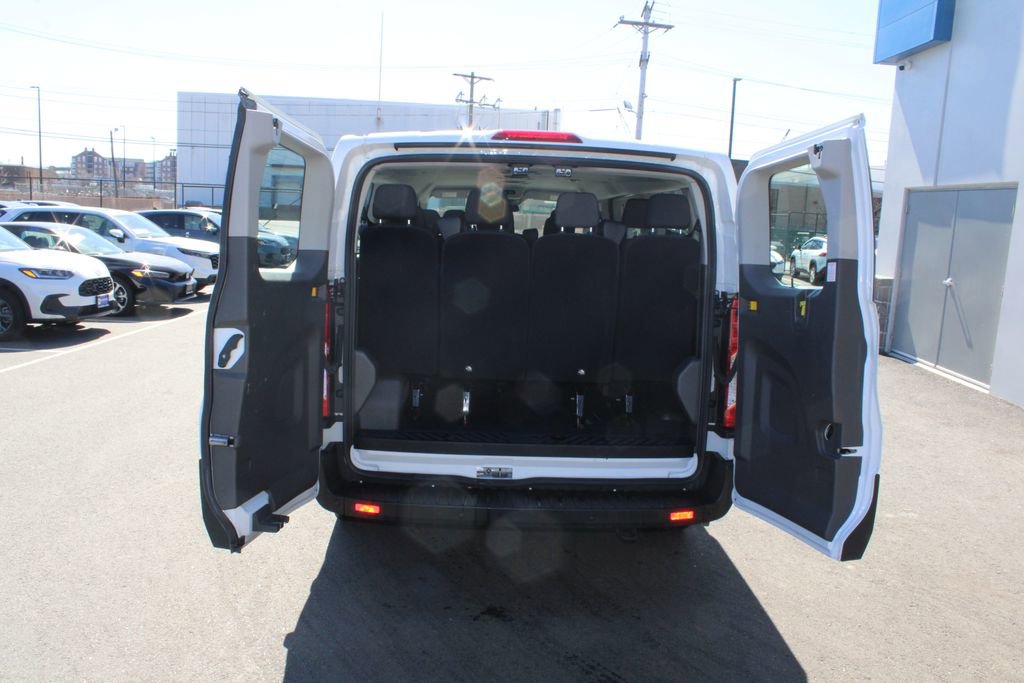 Used 2024 Ford Transit 350 XLT image 17