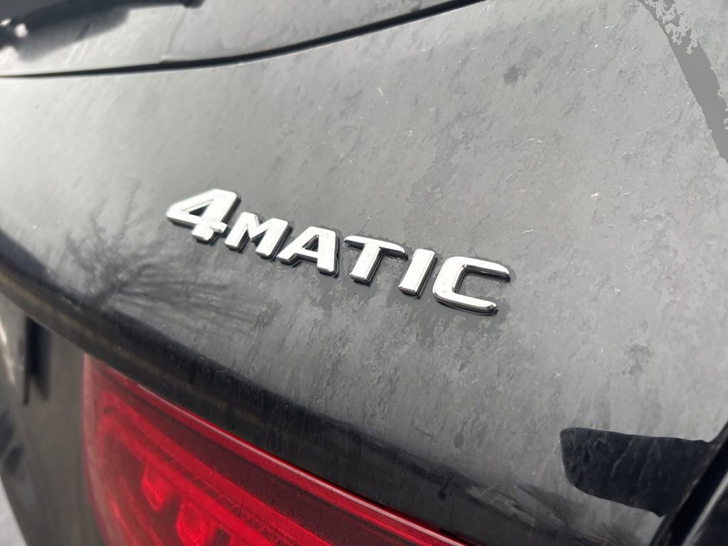 Used 2022 Mercedes-Benz GLC 300 4MATIC image 4