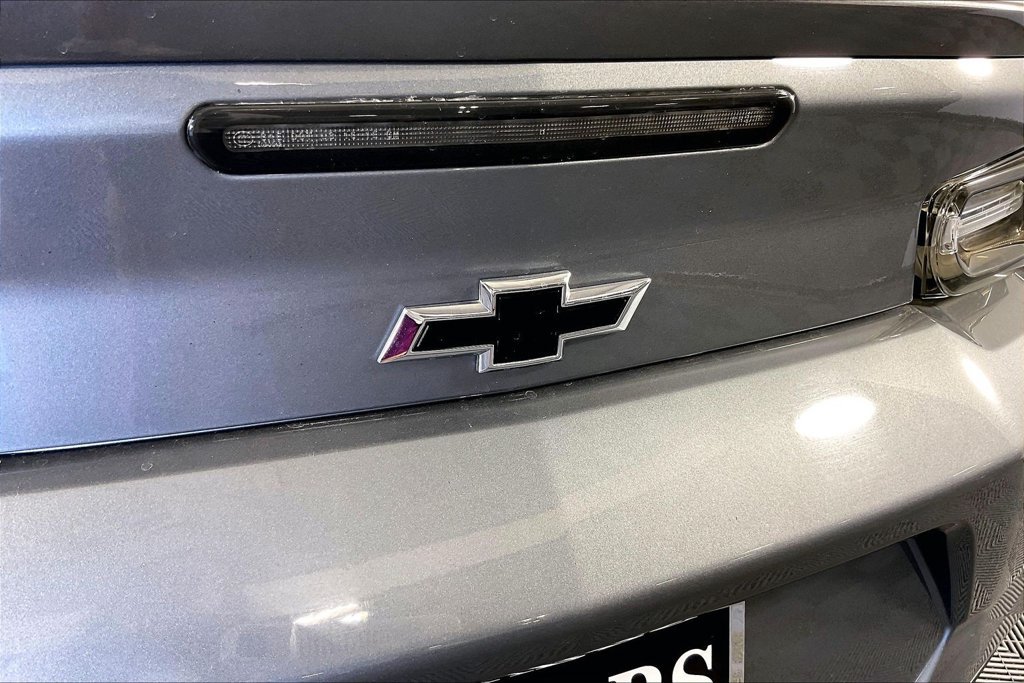 Used 2021 Chevrolet Camaro LT RWD image 41