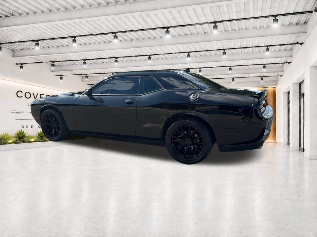 Used 2015 Dodge Challenger R/T Plus RWD image 7