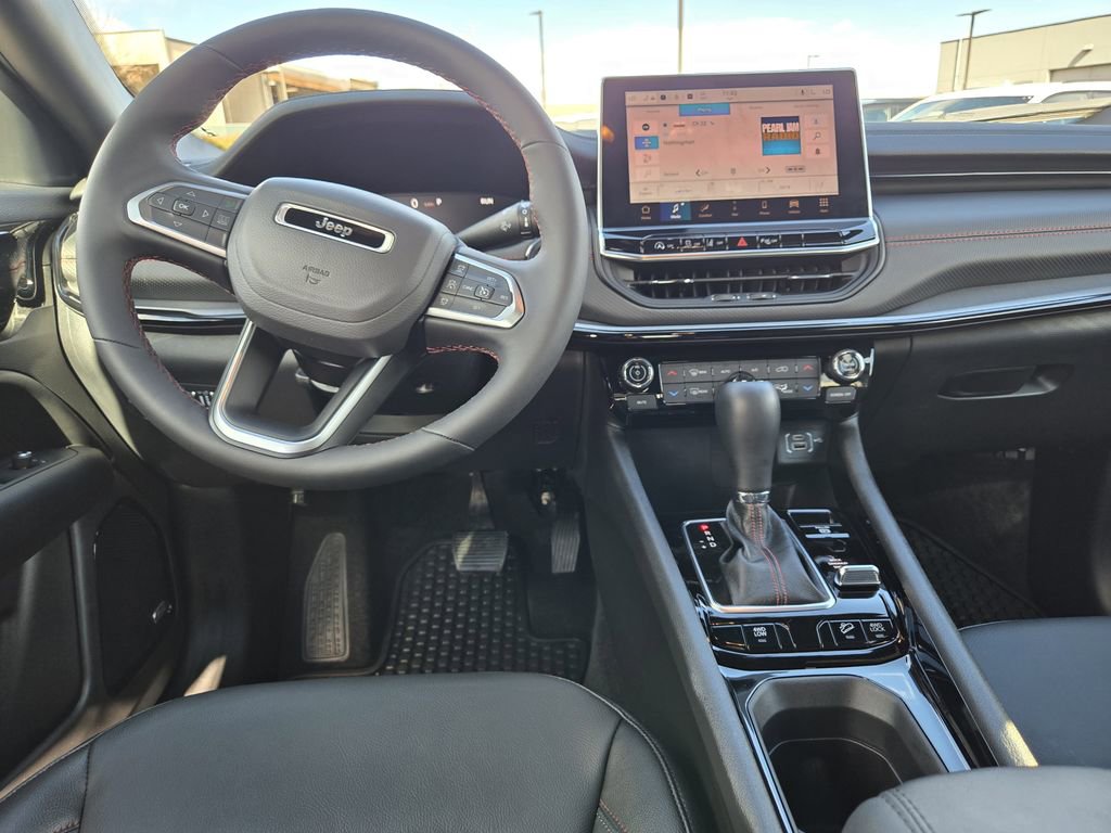 New 2026 Jeep Compass Trailhawk w/ Sun, Sound & Navigation Group image 15