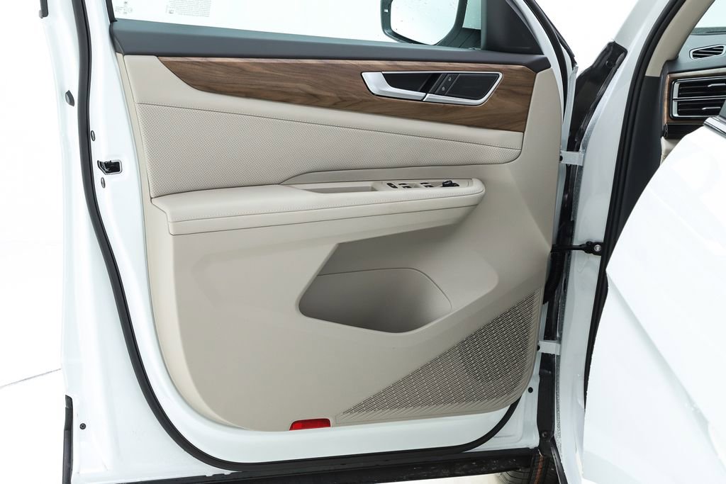 New 2026 Volkswagen Atlas SE image 56