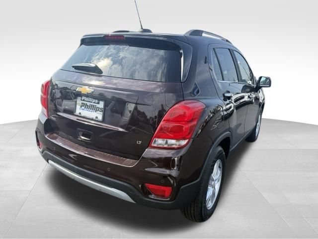 Used 2020 Chevrolet Trax LT w/ Driver Confidence Package FWD image 13