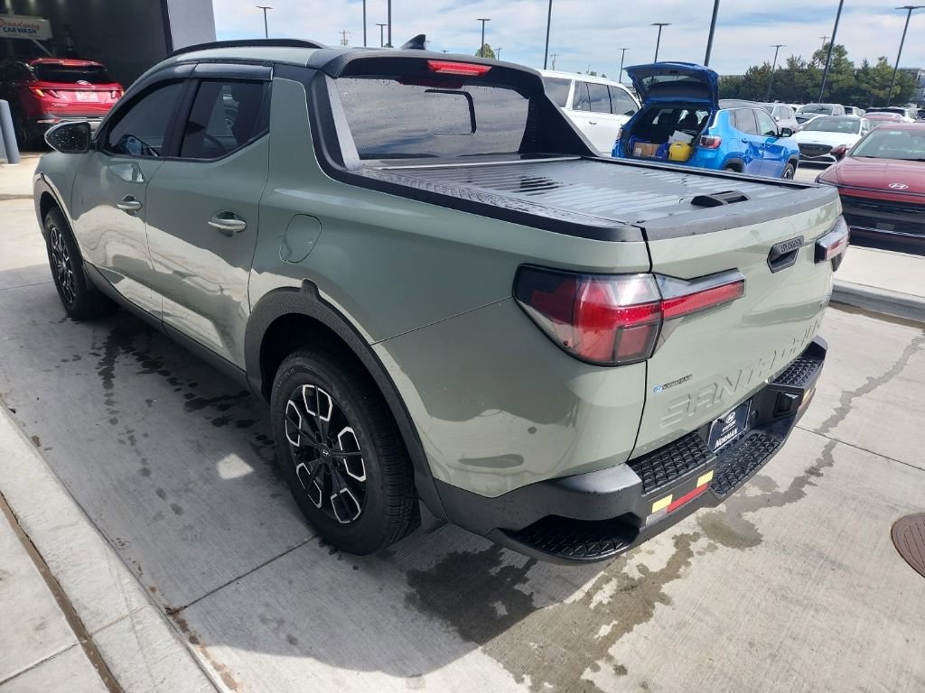 Used 2023 Hyundai Santa Cruz SEL Premium image 5