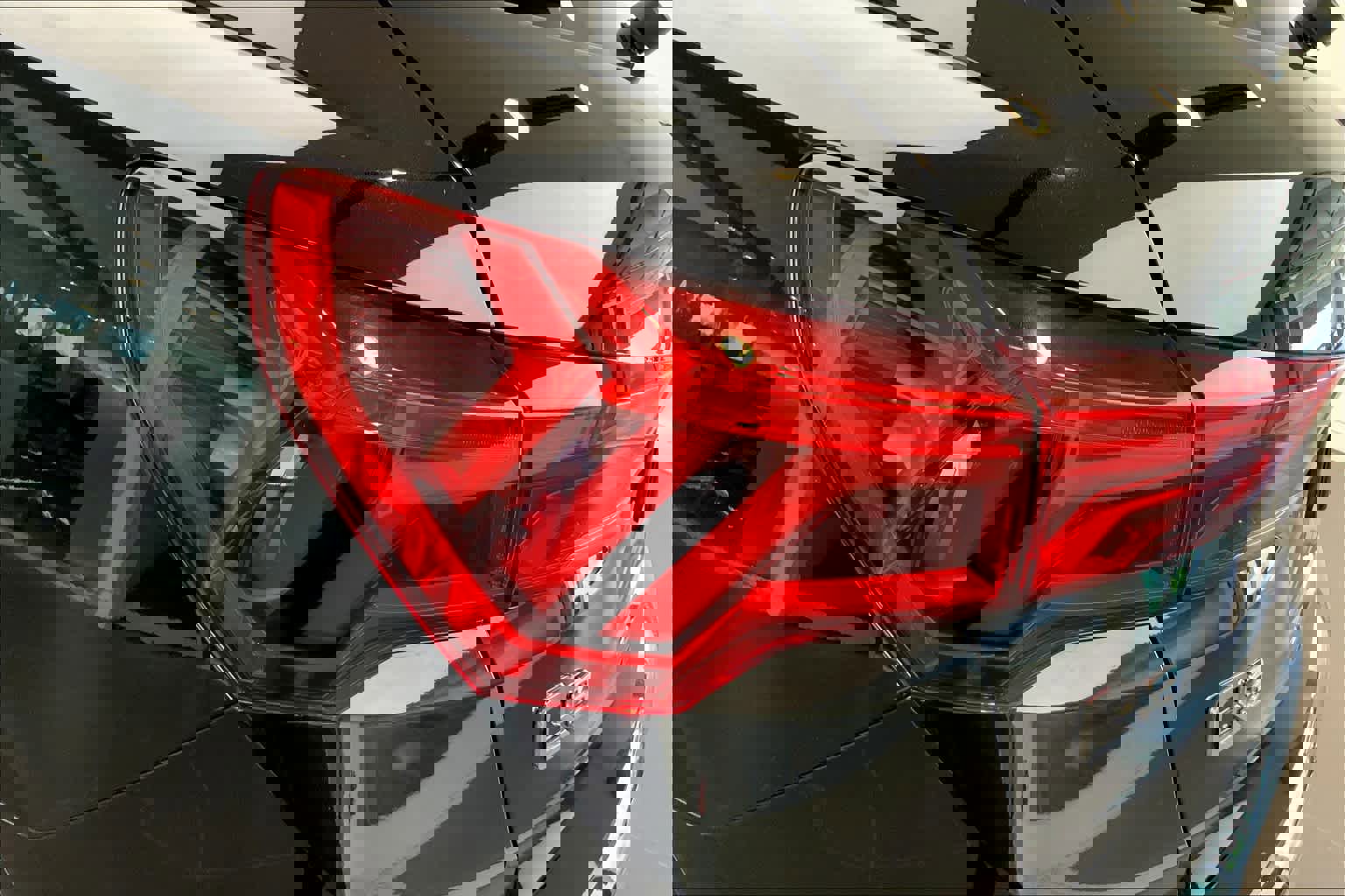 Used 2020 Audi Q3 2.0T Premium w/ Convenience Package image 28