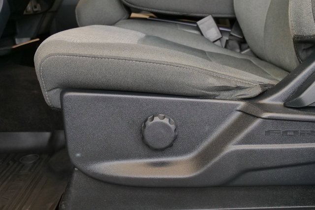 Used 2022 Ford F150 XLT image 11