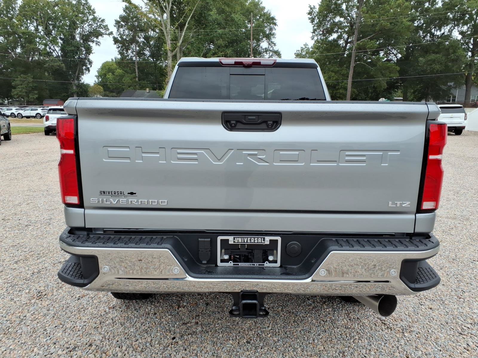 New 2026 Chevrolet Silverado 2500 LTZ w/ LTZ Premium Package AWD/4WD image 6