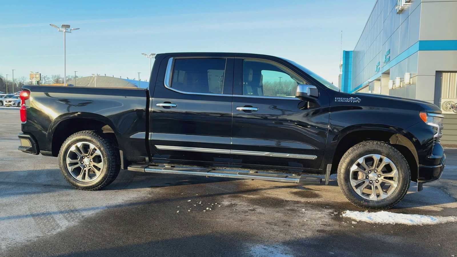 Certified 2023 Chevrolet Silverado 1500 High Country w/ Z71 Off-Road Package image 9