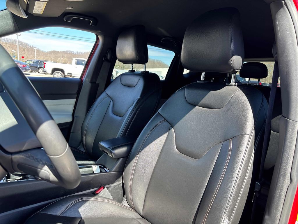 Used 2024 Jeep Compass Limited image 10