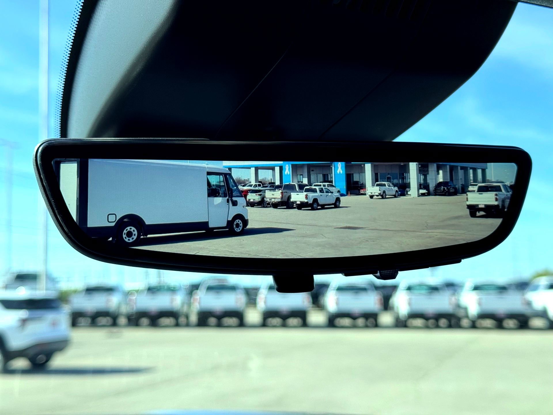 Used 2025 GMC Sierra 1500 AT4 w/ AT4 Premium Package image 11