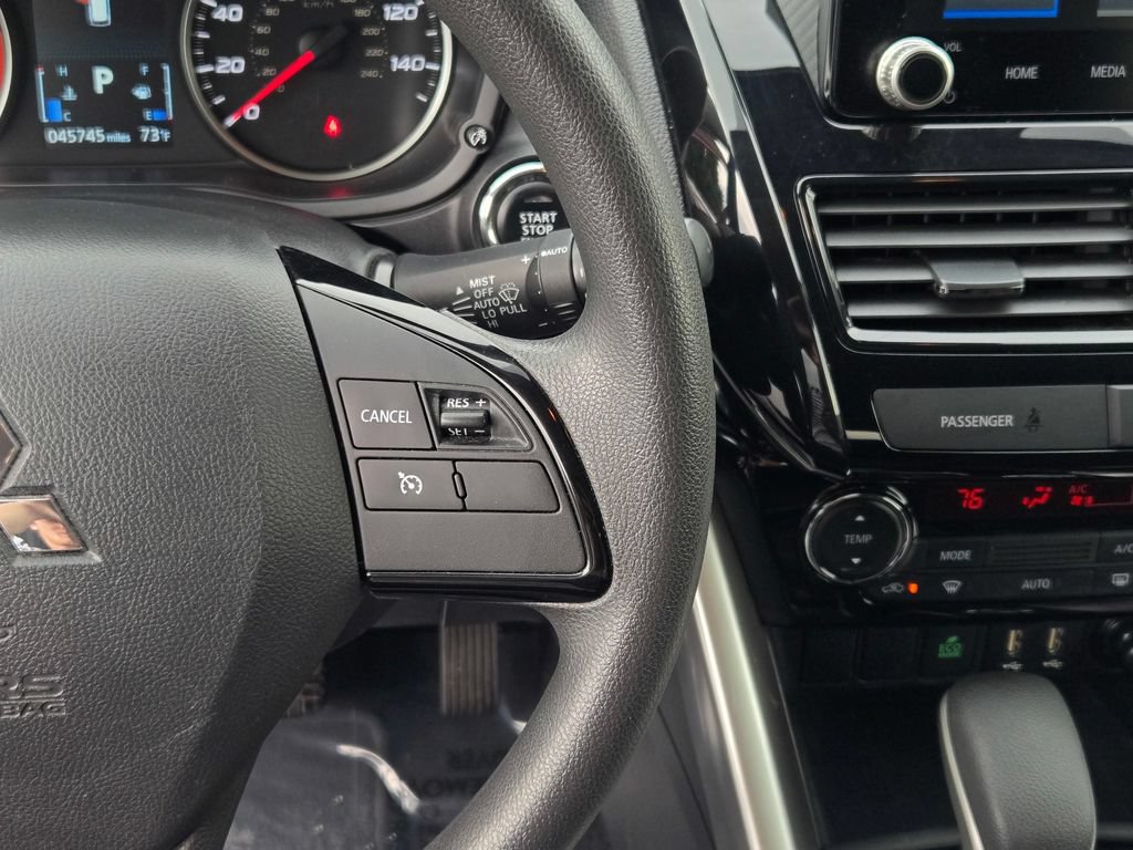 Used 2024 Mitsubishi Eclipse Cross LE AWD/4WD image 38