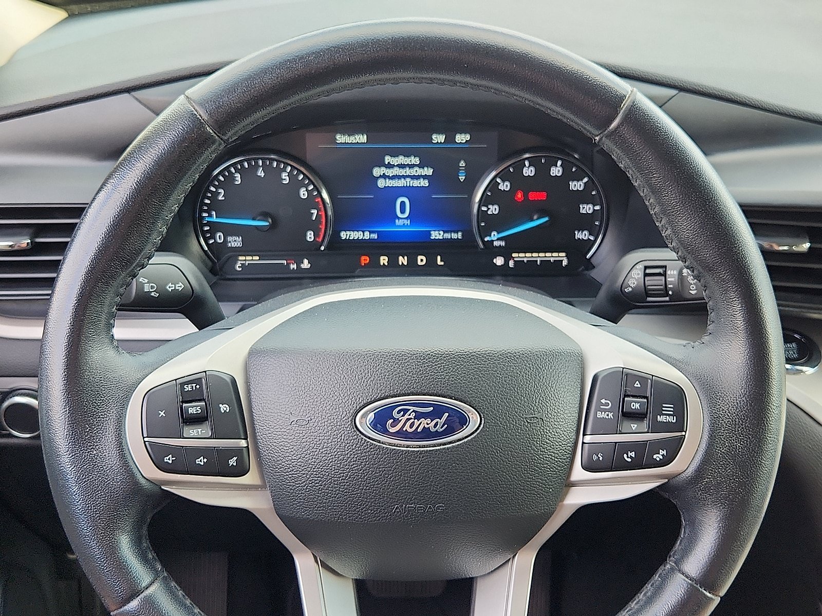Used 2023 Ford Explorer XLT AWD/4WD image 20