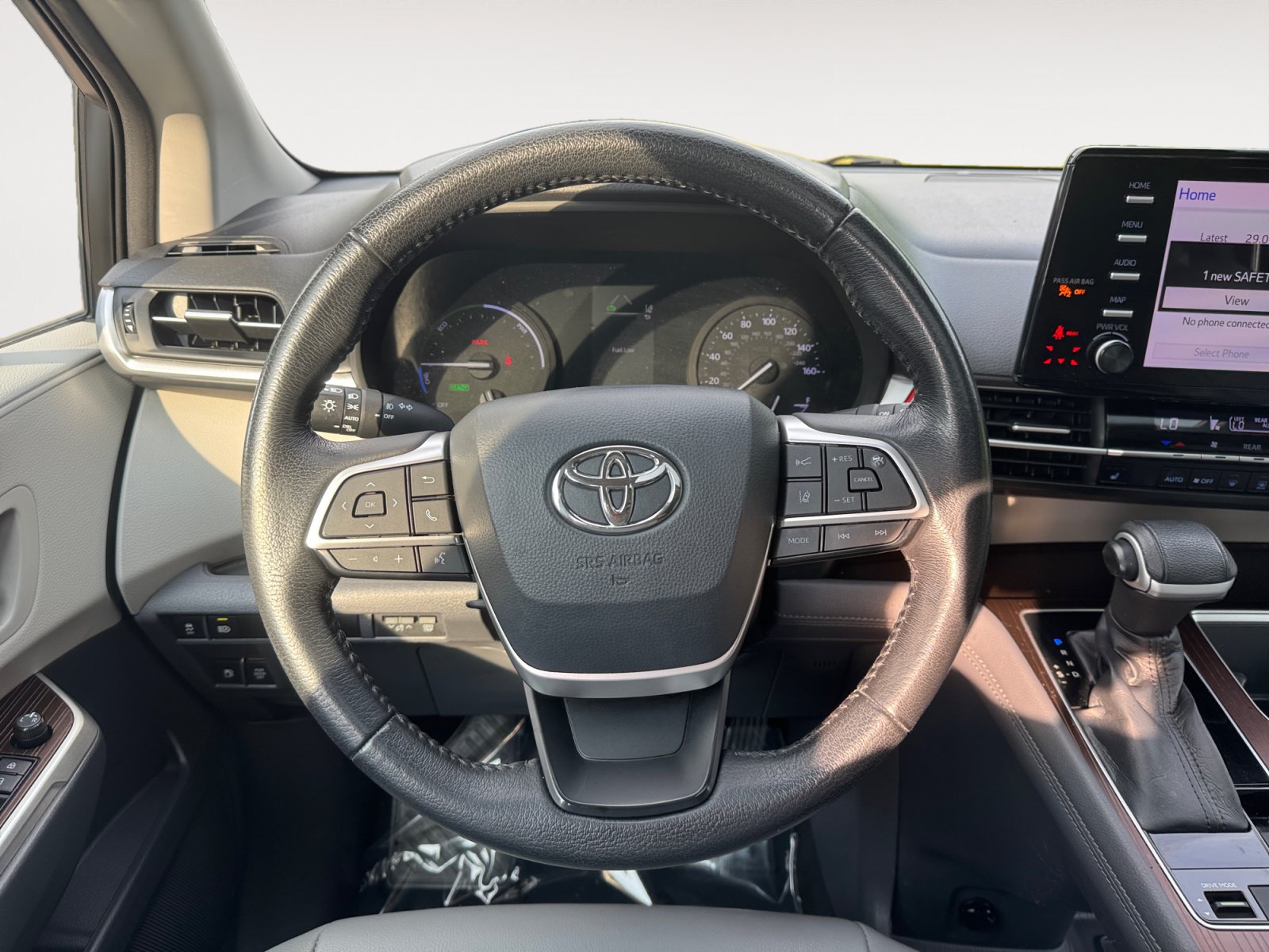 Used 2021 Toyota Sienna XLE AWD/4WD image 13