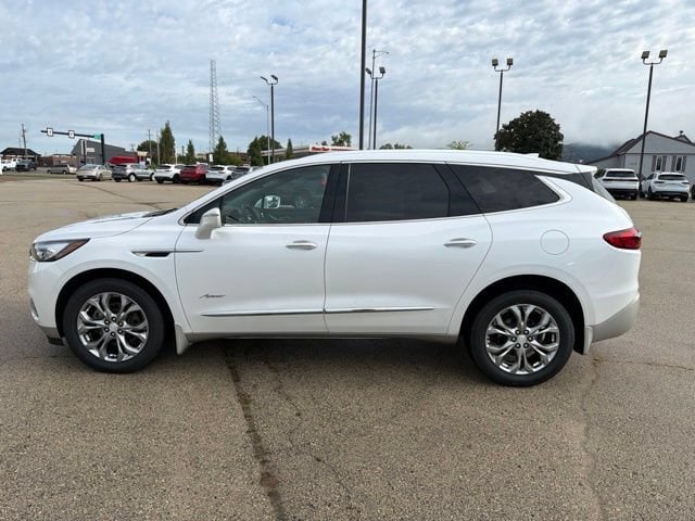 Used 2019 Buick Enclave Avenir w/ Avenir Technology Package AWD/4WD image 2
