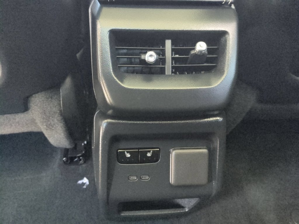 Used 2026 Cadillac Optiq Sport 2 w/ LPO, Floor Liner Package RWD image 31