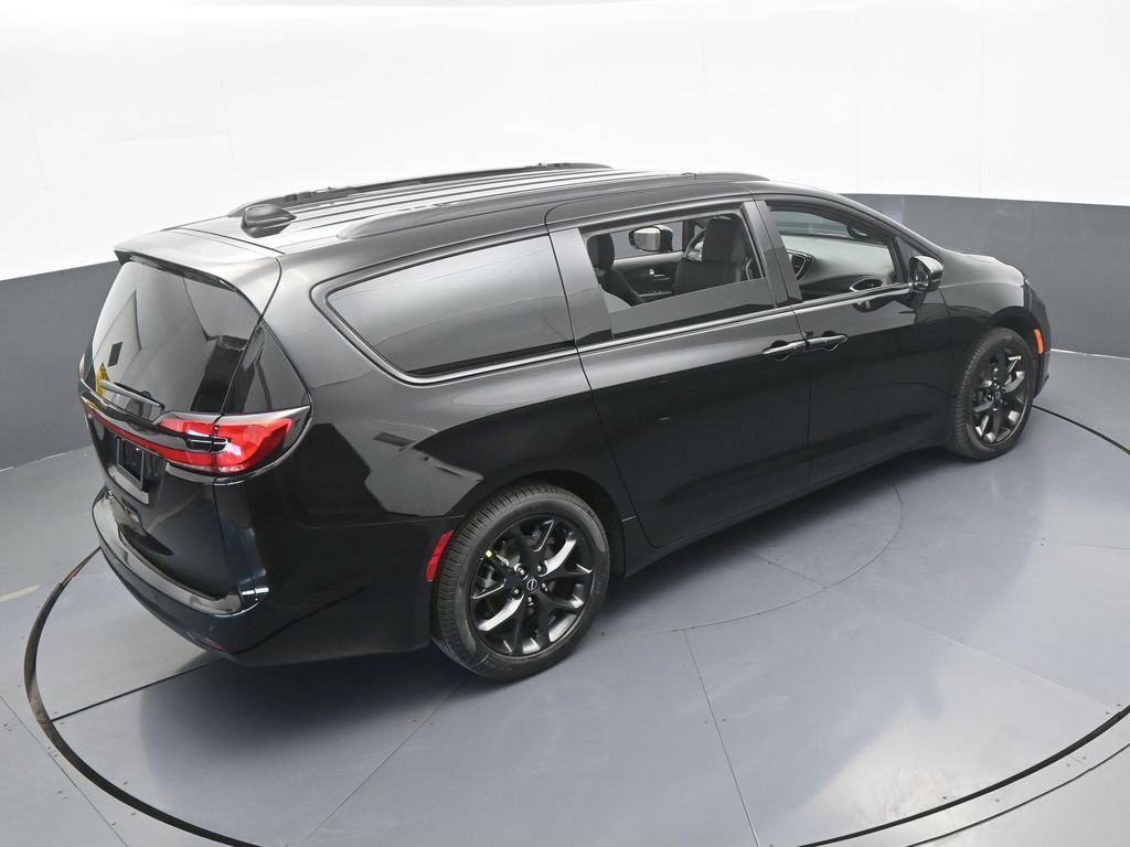 New 2026 Chrysler Pacifica Select w/ S Appearance Package FWD image 51