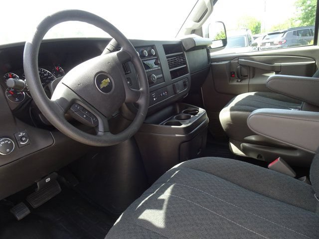 Used 2024 Chevrolet Express 2500 w/ Driver Convenience Package RWD image 9