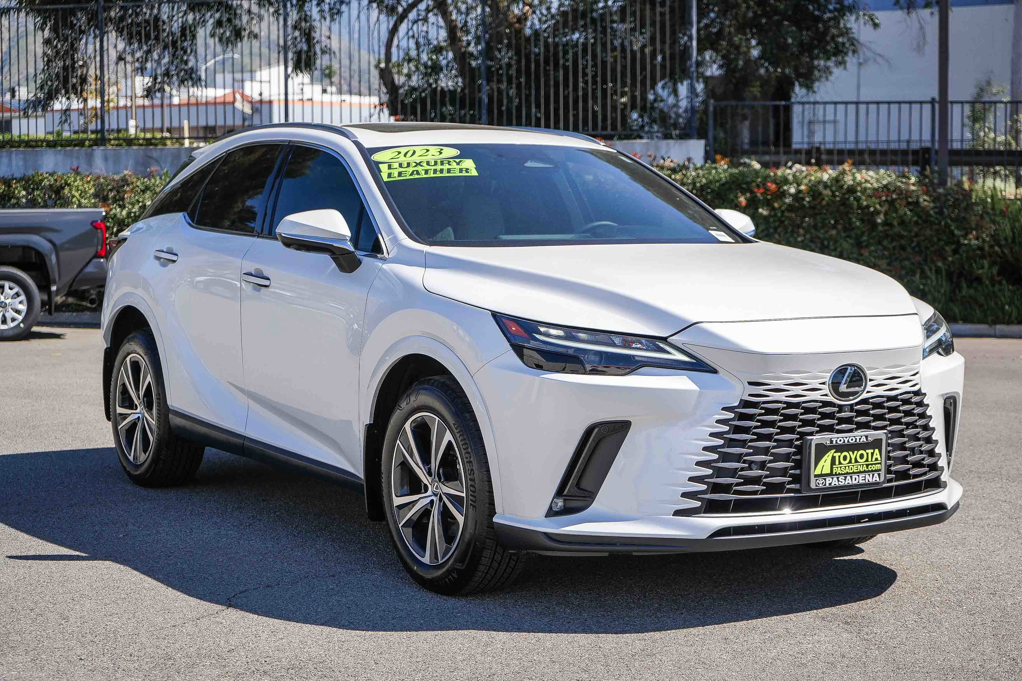 Used 2023 Lexus RX 350 Premium image 3