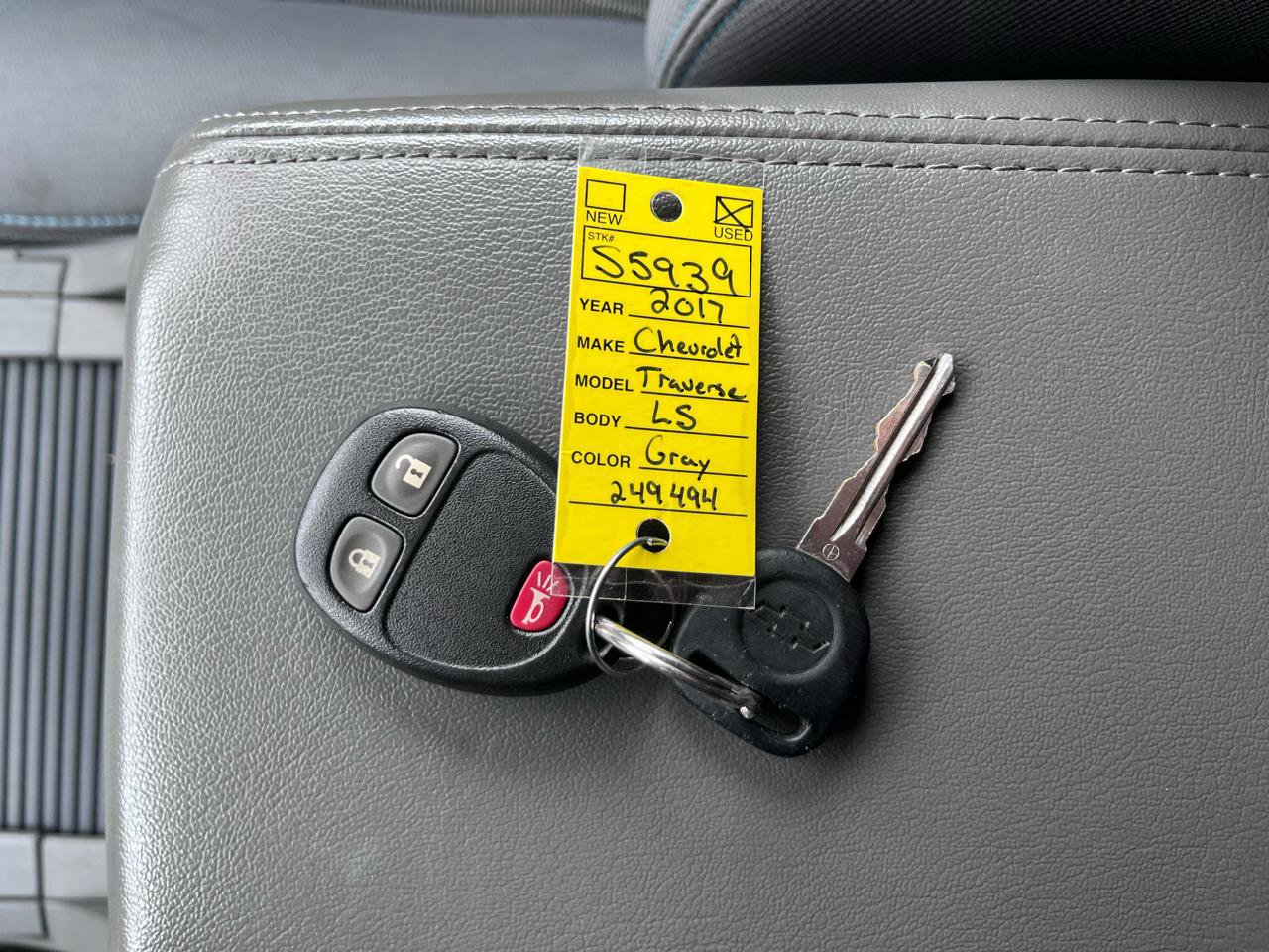 Used 2017 Chevrolet Traverse LS image 34