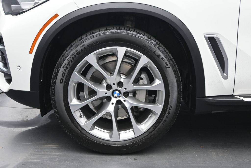 Used 2023 BMW X5 xDrive40i AWD/4WD image 19