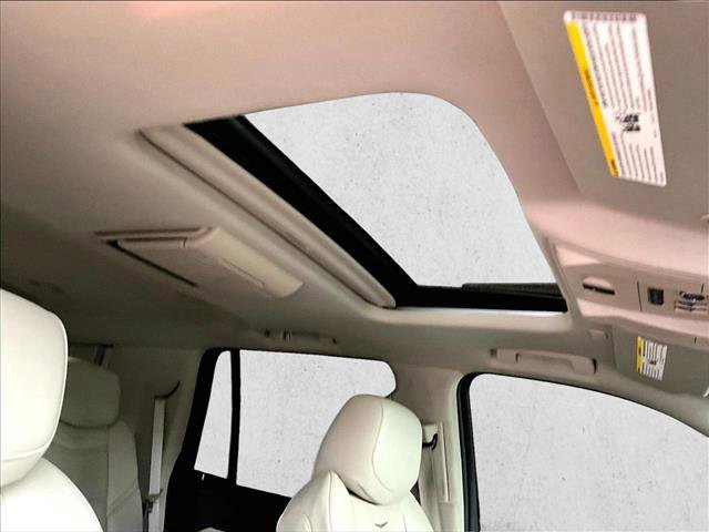 Used 2020 Cadillac Escalade Luxury AWD/4WD image 17