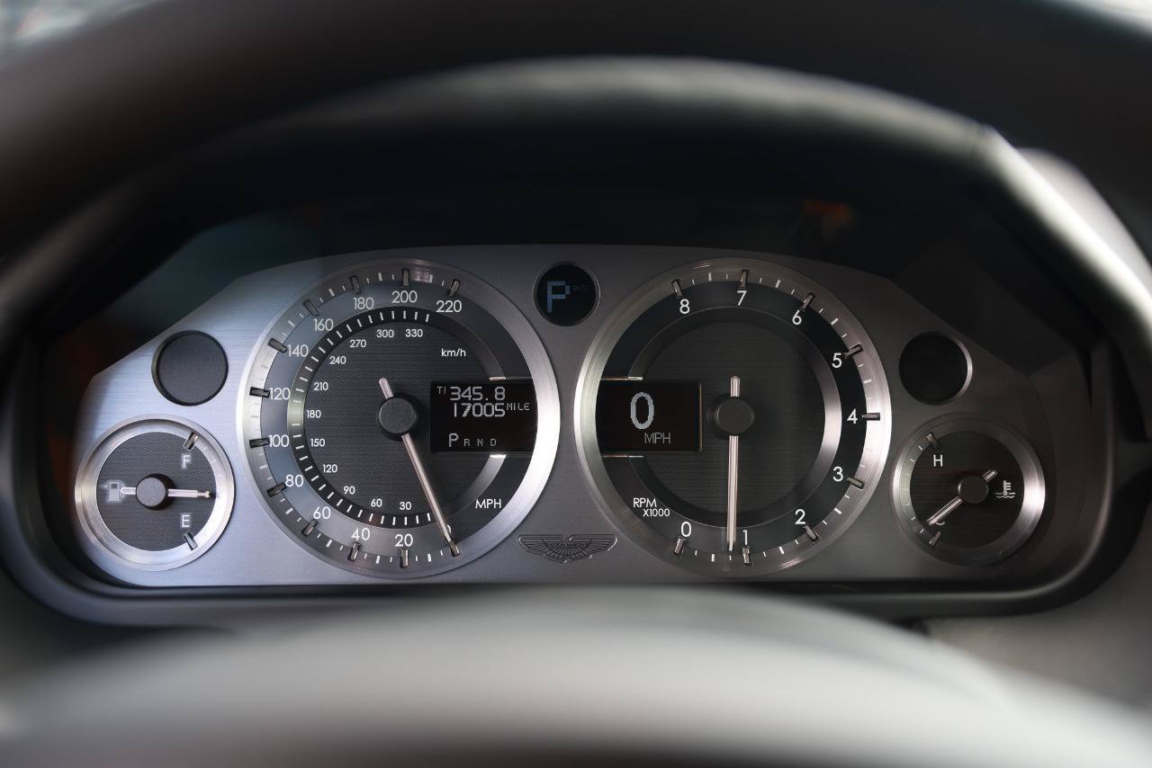 Used 2006 Aston Martin DB9 Volante RWD image 28