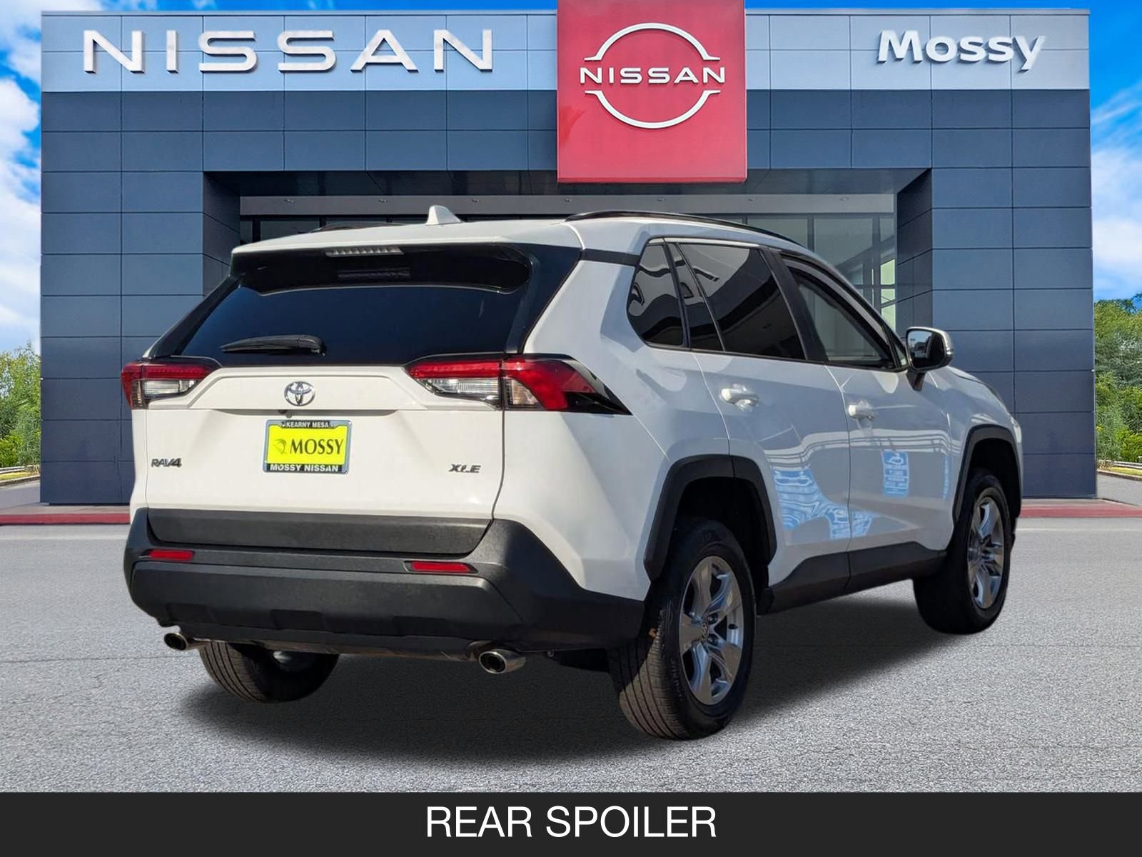 Used 2023 Toyota RAV4 XLE image 9