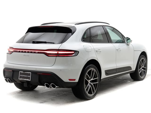 Certified 2026 Porsche Macan AWD/4WD image 36