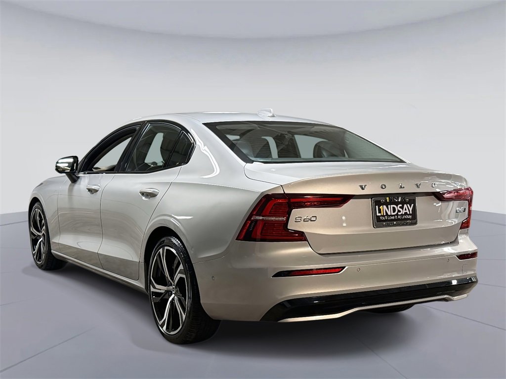 Used 2024 Volvo S60 B5 Plus image 12