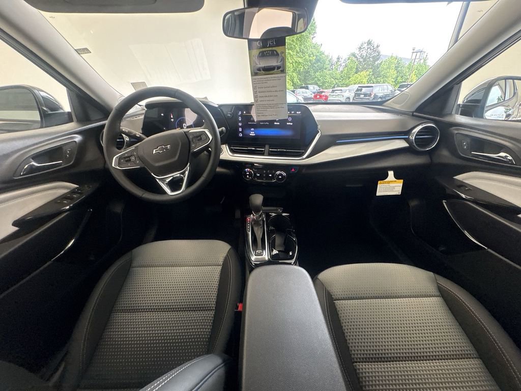 New 2026 Chevrolet Trax LT FWD image 21