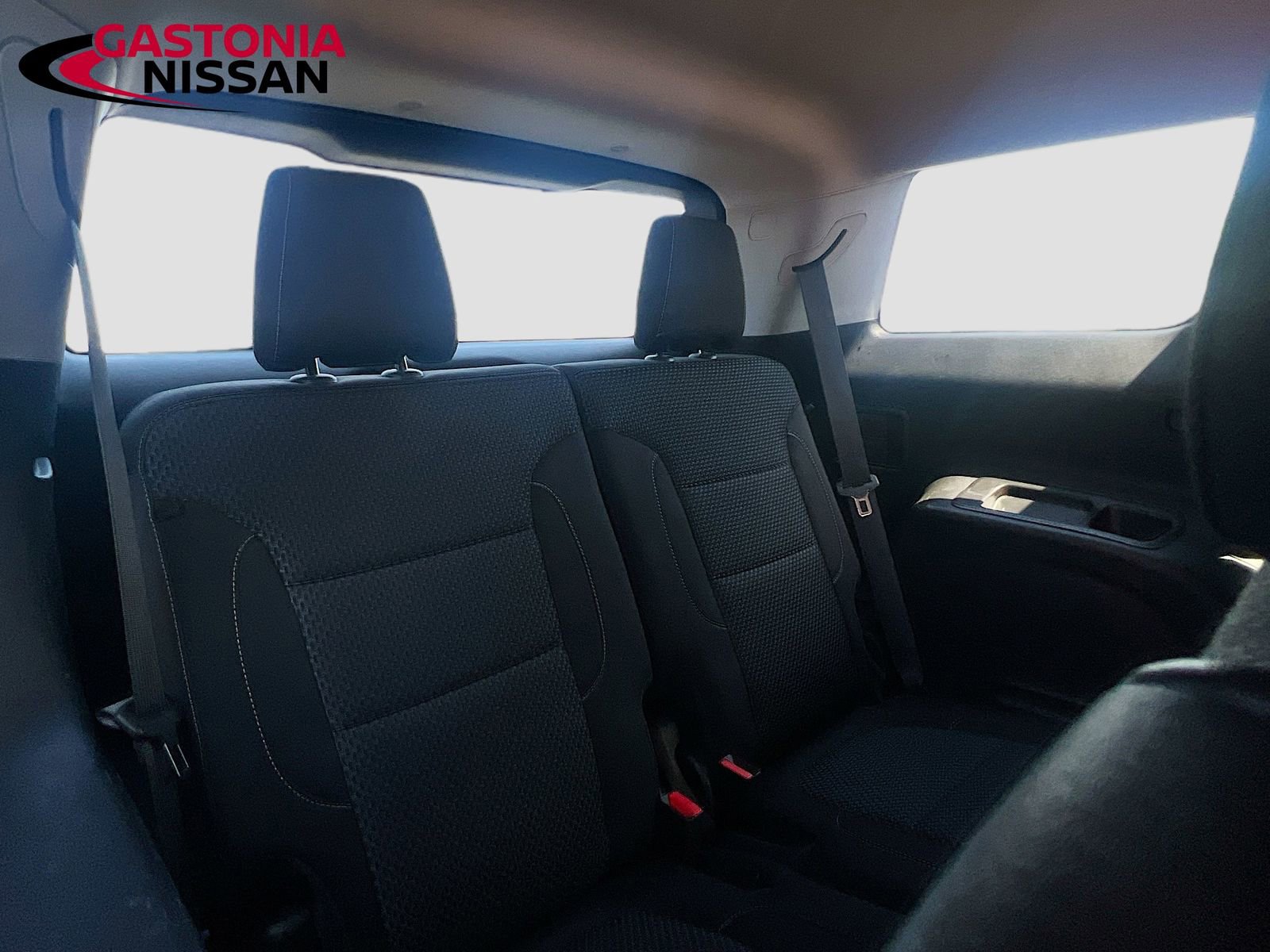 Used 2023 GMC Acadia SLE w/ Driver Convenience Package image 37