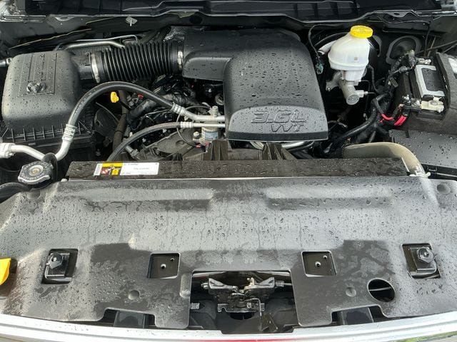 Used 2024 RAM 1500 Classic SLT AWD/4WD image 20