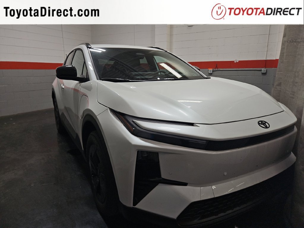 New 2026 Toyota C-HR w/ Cold Weather Package