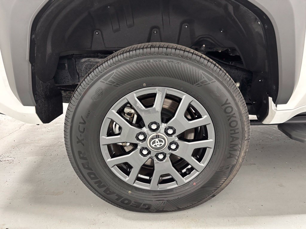 Used 2026 Toyota 4Runner SR5 AWD/4WD image 64