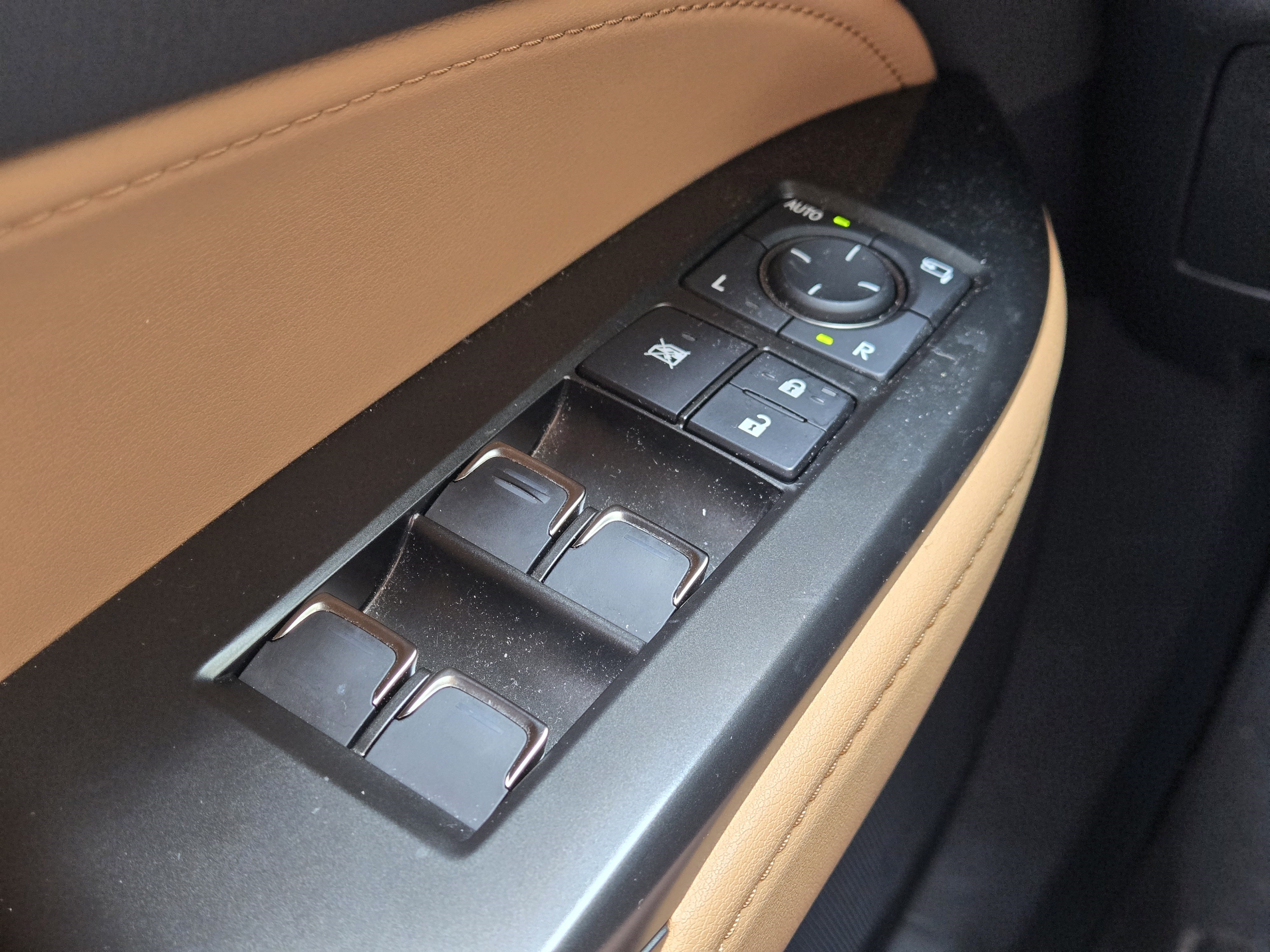 Used 2024 Lexus NX 350 AWD w/ Cold Area Package image 13