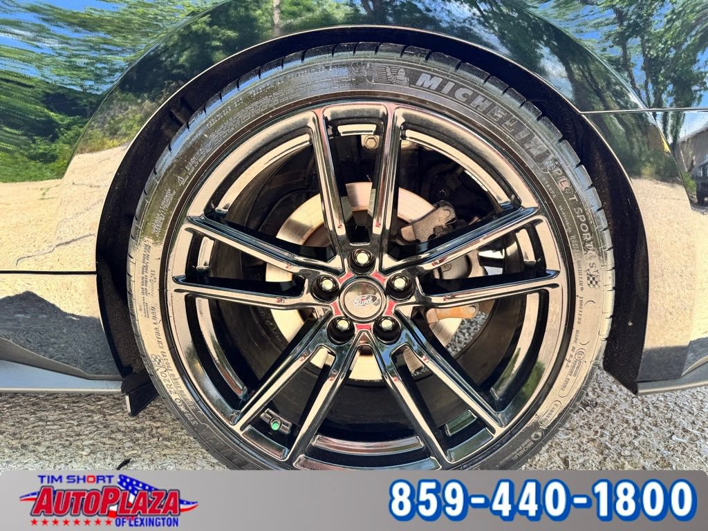 Used 2020 Ford Mustang GT Premium w/ GT Performance Package RWD image 18